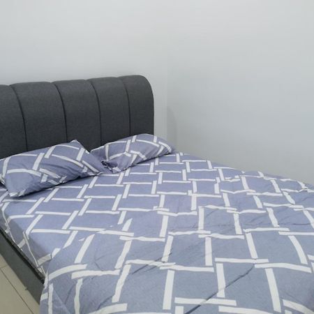 Traveler'S Homestay 旅人窝@ The Venus Sitiawan Kampong Lumut Kiri Εξωτερικό φωτογραφία
