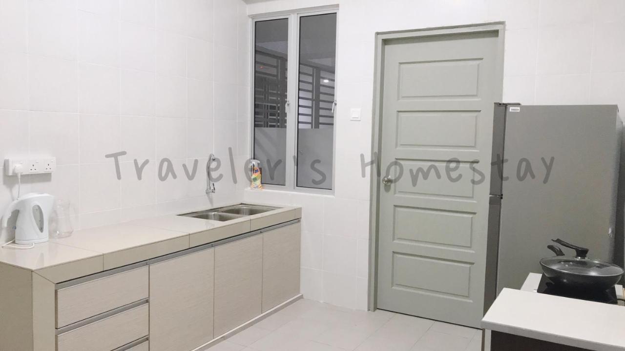 Traveler'S Homestay 旅人窝@ The Venus Sitiawan Kampong Lumut Kiri Εξωτερικό φωτογραφία