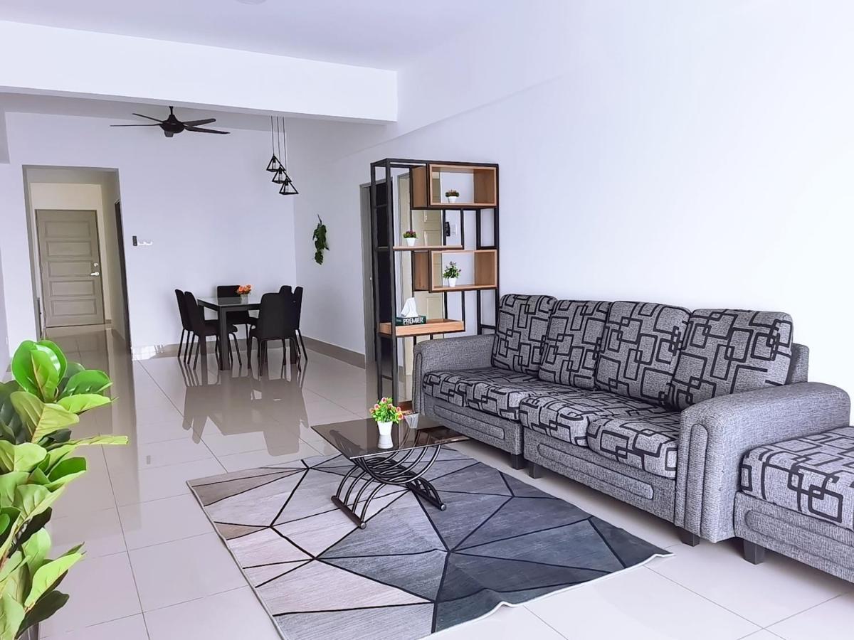 Traveler'S Homestay 旅人窝@ The Venus Sitiawan Kampong Lumut Kiri Εξωτερικό φωτογραφία