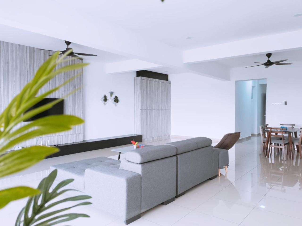 Traveler'S Homestay 旅人窝@ The Venus Sitiawan Kampong Lumut Kiri Εξωτερικό φωτογραφία