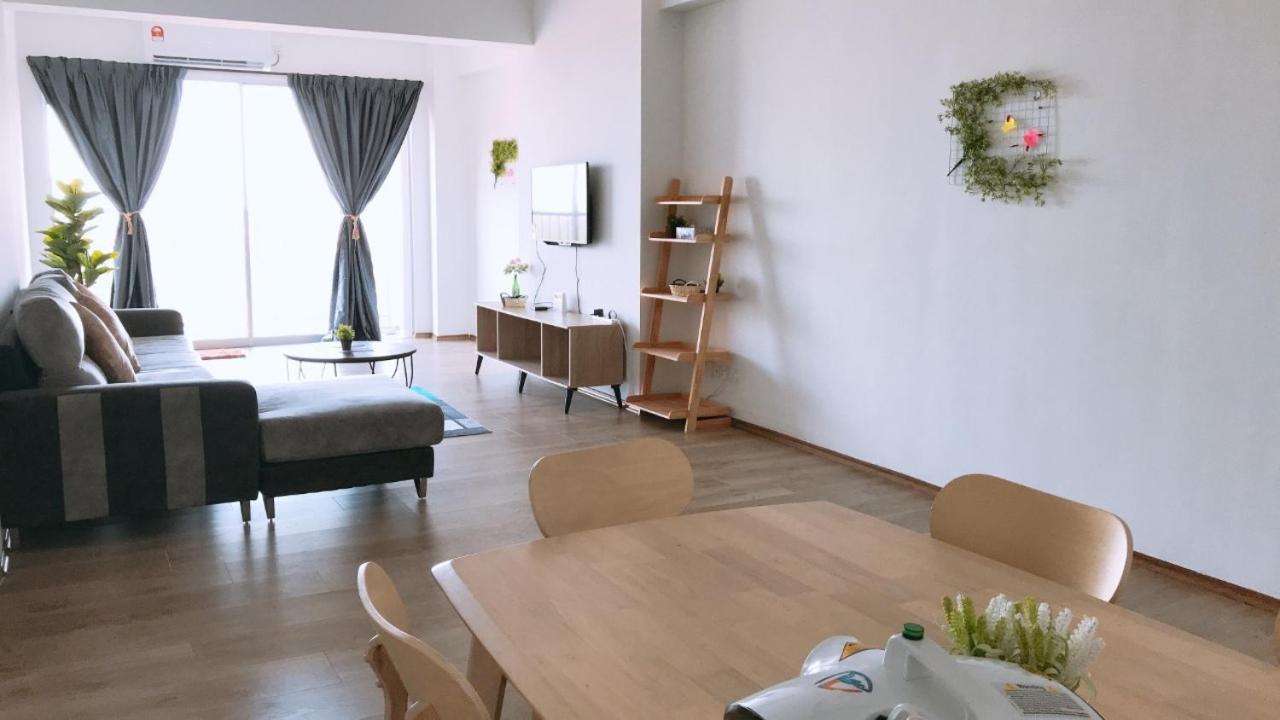 Traveler'S Homestay 旅人窝@ The Venus Sitiawan Kampong Lumut Kiri Εξωτερικό φωτογραφία