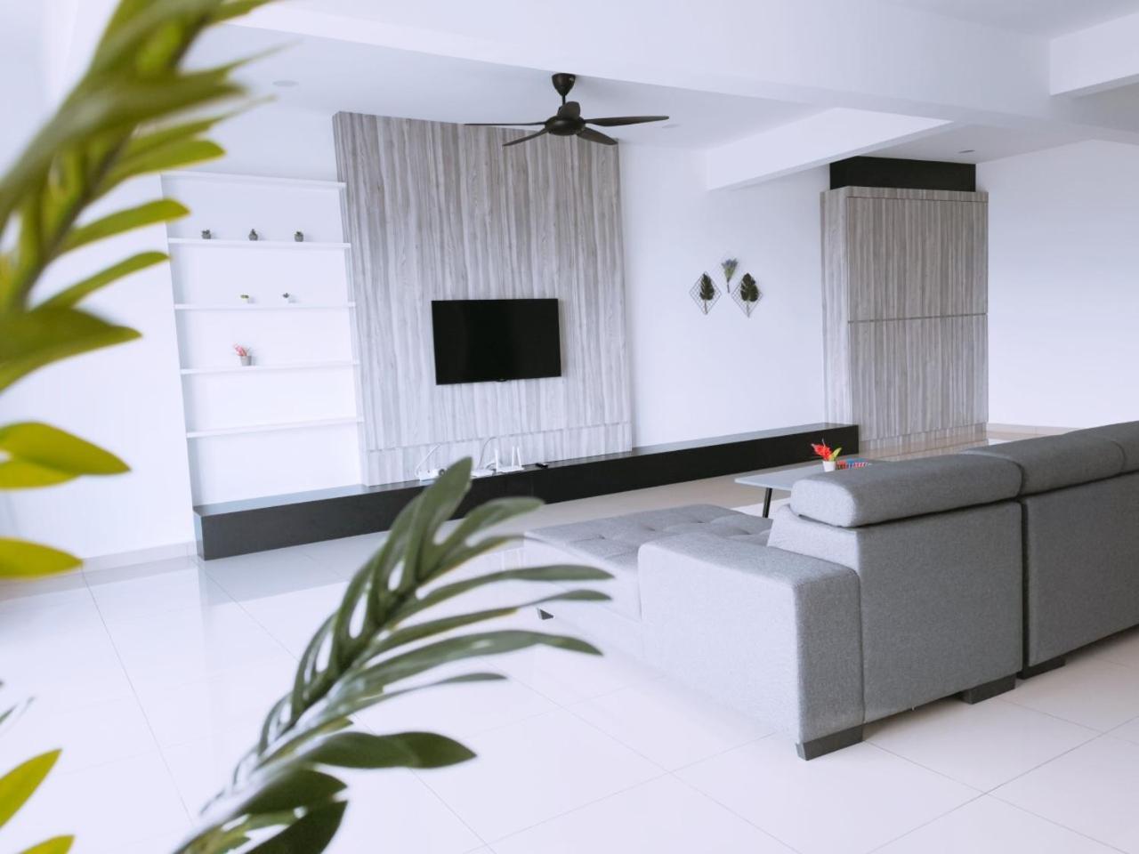 Traveler'S Homestay 旅人窝@ The Venus Sitiawan Kampong Lumut Kiri Εξωτερικό φωτογραφία
